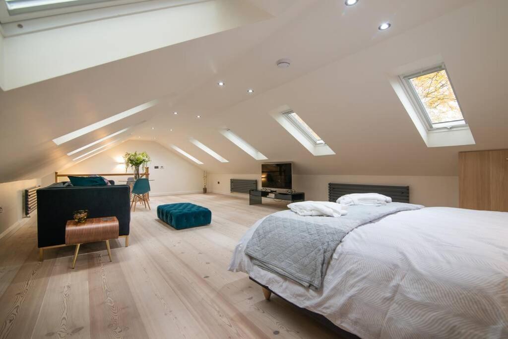 Luxury Coach House Next To Woodland In Knutsford Villa Екстериор снимка