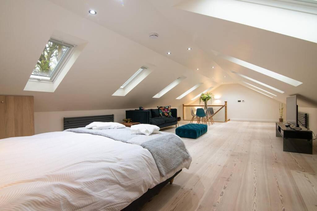 Luxury Coach House Next To Woodland In Knutsford Villa Екстериор снимка