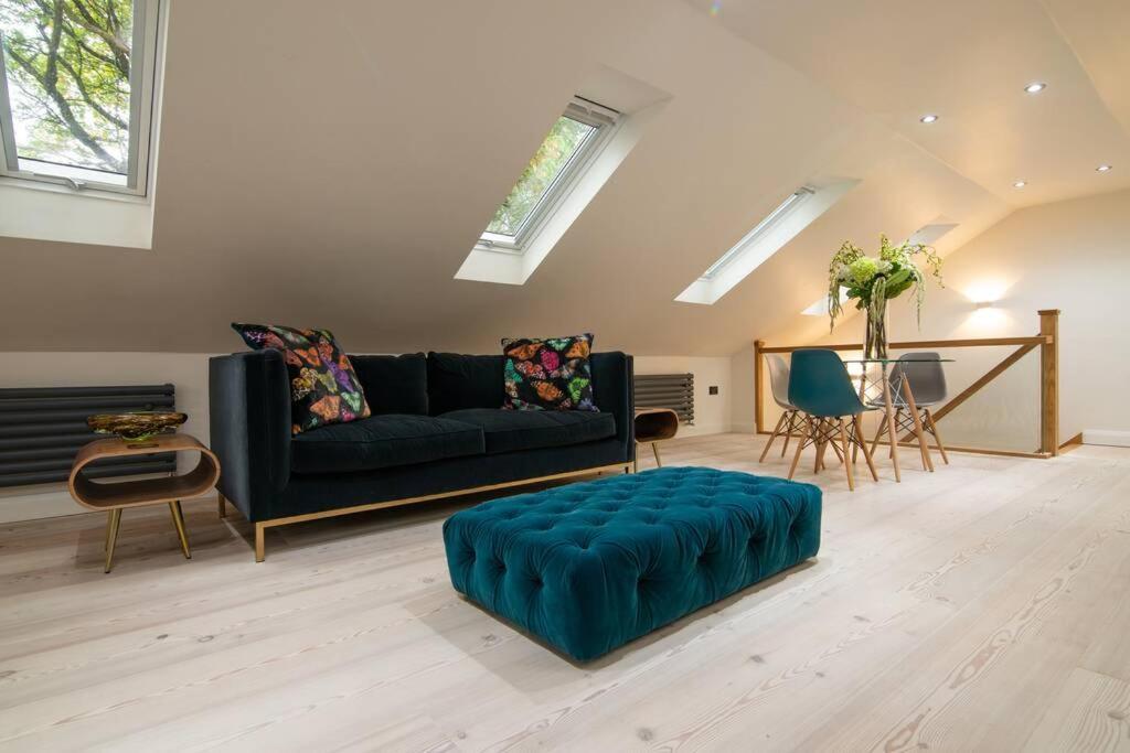 Luxury Coach House Next To Woodland In Knutsford Villa Екстериор снимка